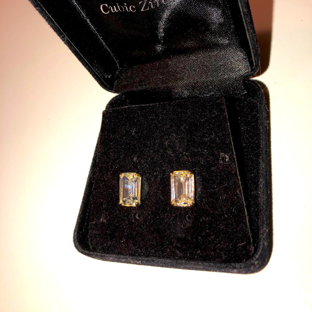♠️ Kate Spade Large Stud Earrings ♠️